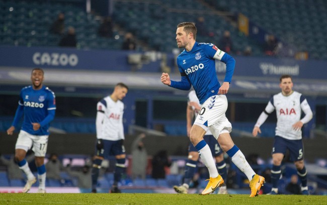 球队注入了 球队注入了