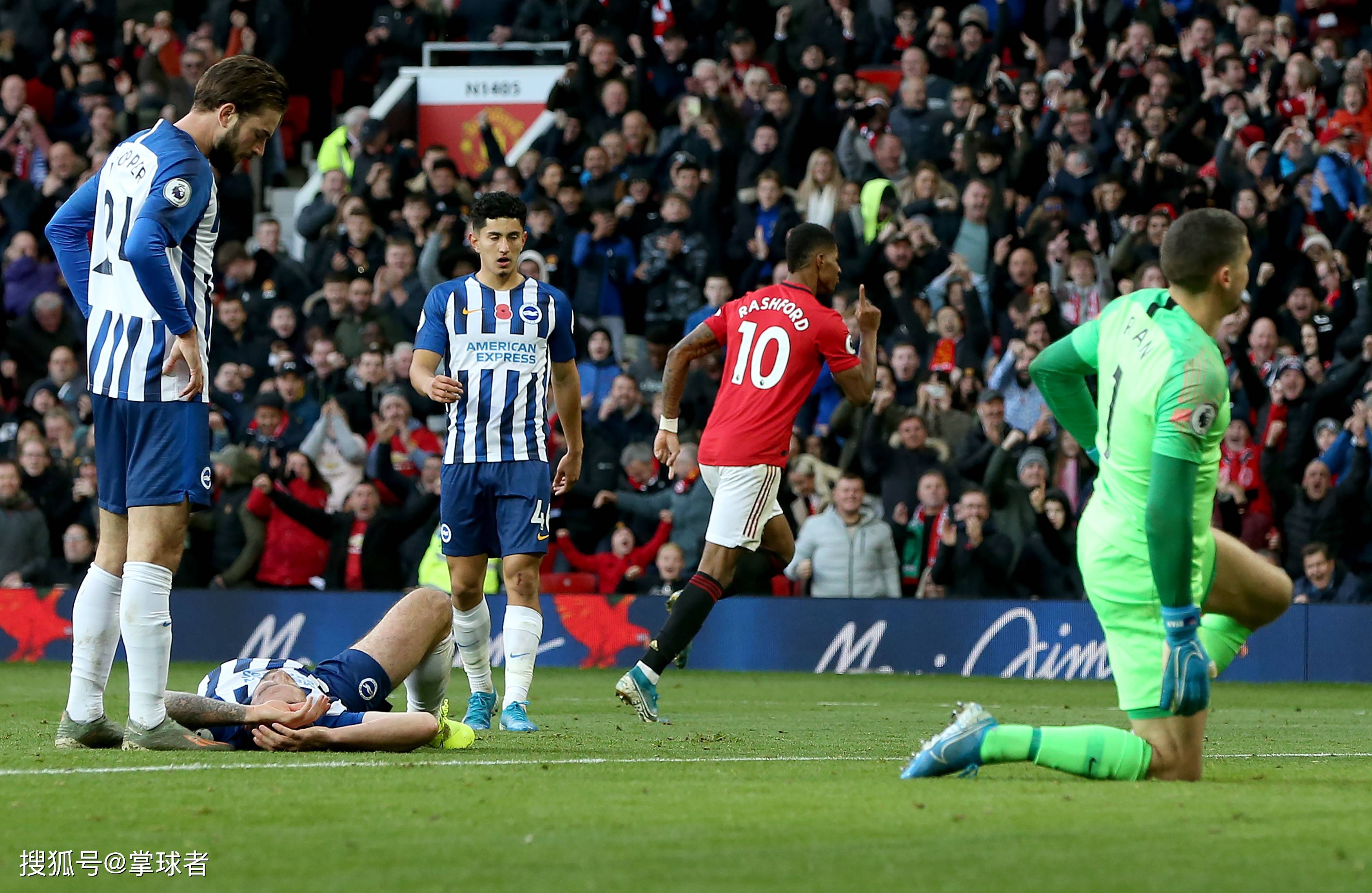 足球发展的 足球发展的